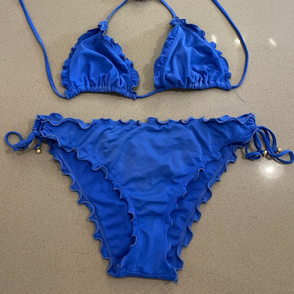 Abercrombie blue ruffle bikini